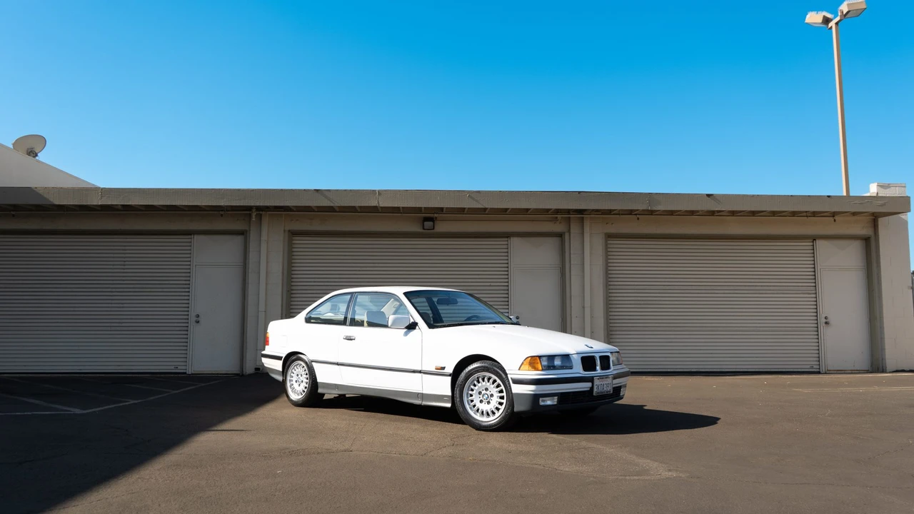 1995 BMW E36 3 Series - Image 15 of 31