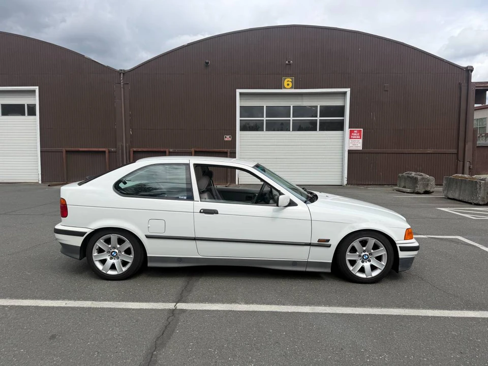 1995 BMW E36/5 3 Series Compact - Image 2 of 9