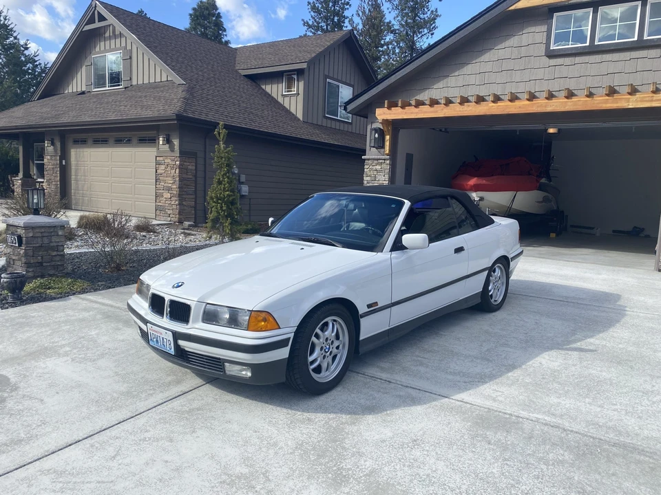 1995 BMW E36 3 Series - Image 2 of 31