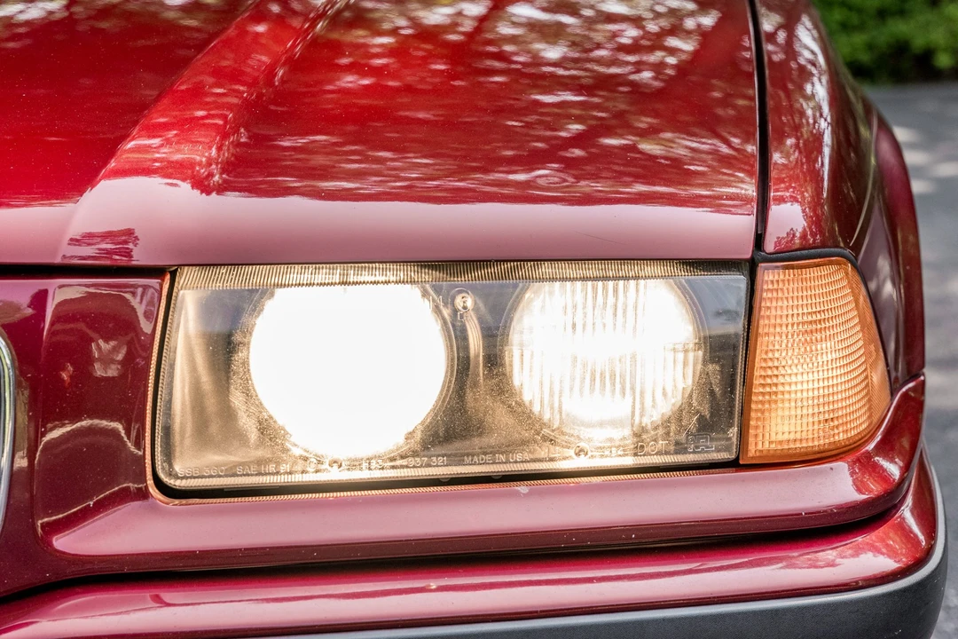 1995 BMW E36 3 Series - Image 30 of 31