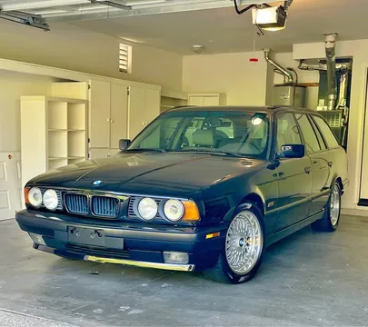 1995 BMW 5 Series 525i Touring Wagon 4D