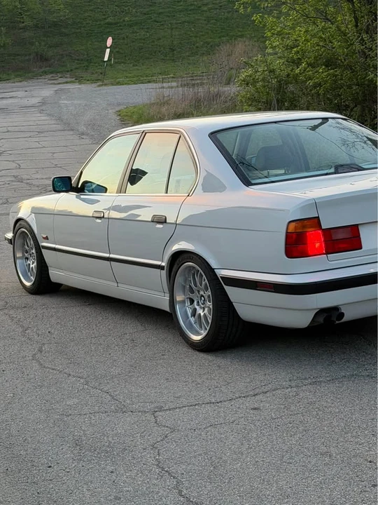 1995 BMW E34 5 Series - Image 3 of 19