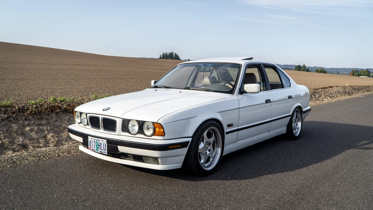 1995 BMW E34 5 Series - Image 13 of 31