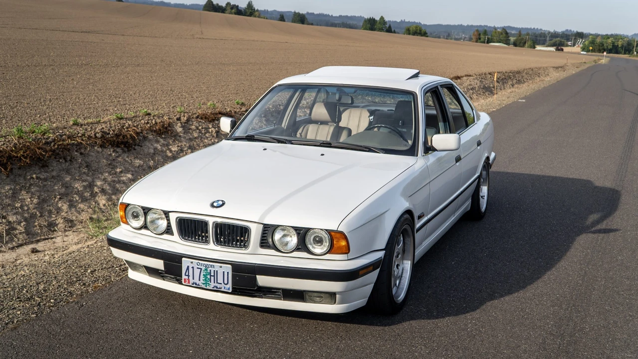 1995 BMW E34 5 Series - Image 14 of 31
