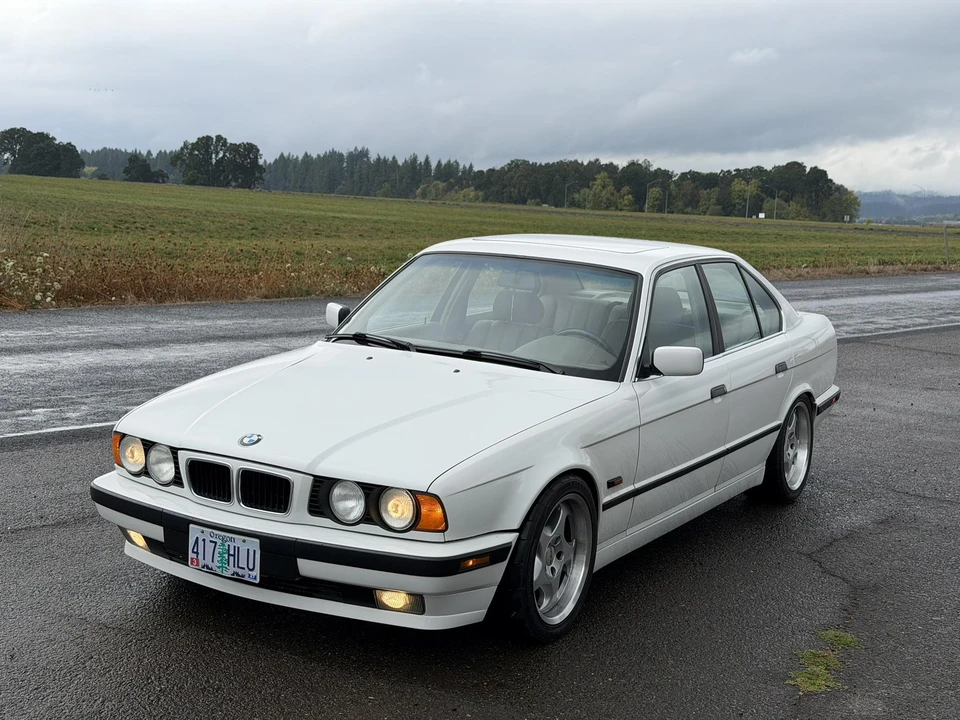 1995 BMW E34 5 Series - Image 2 of 31
