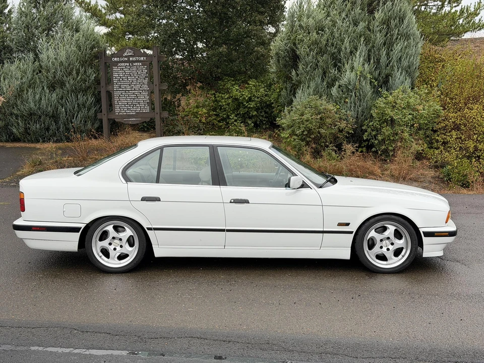 1995 BMW E34 5 Series - Image 5 of 31
