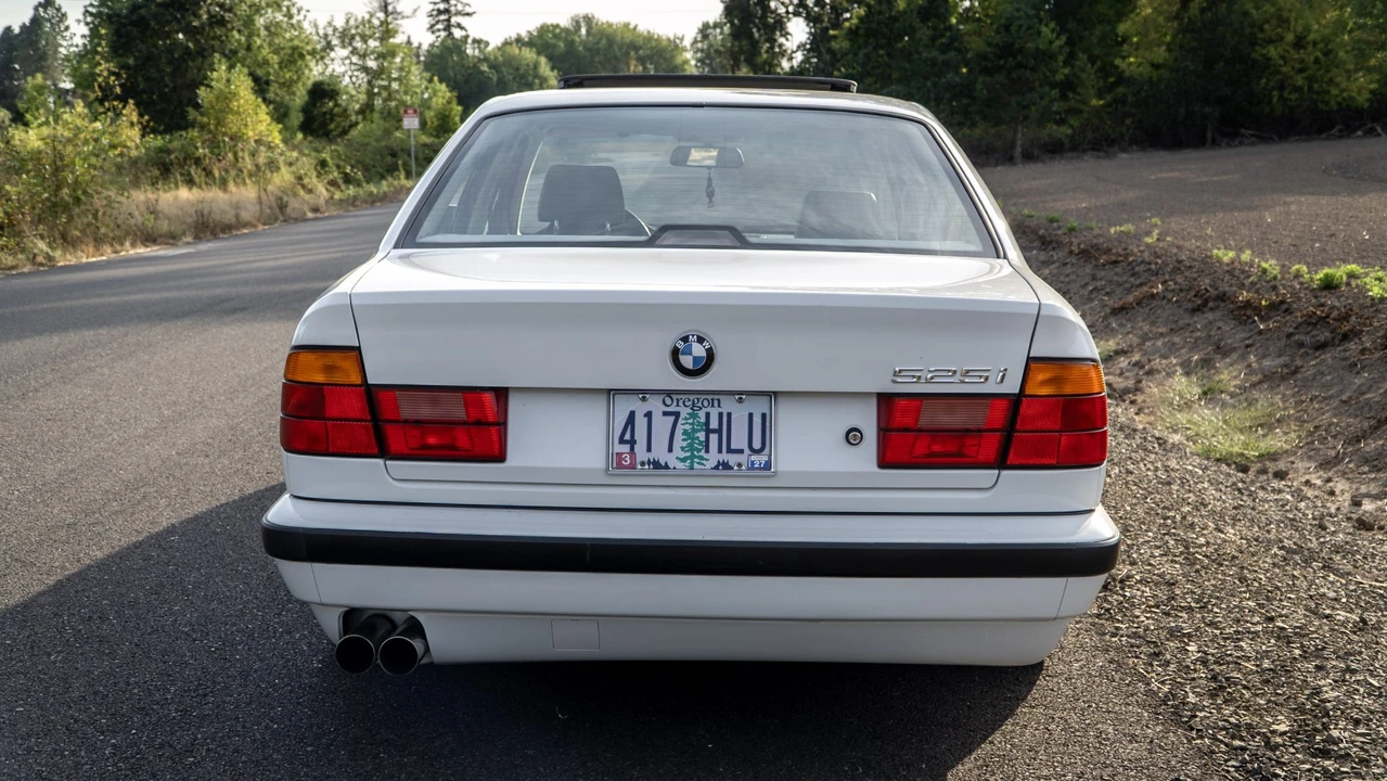 1995 BMW E34 5 Series - Image 15 of 31