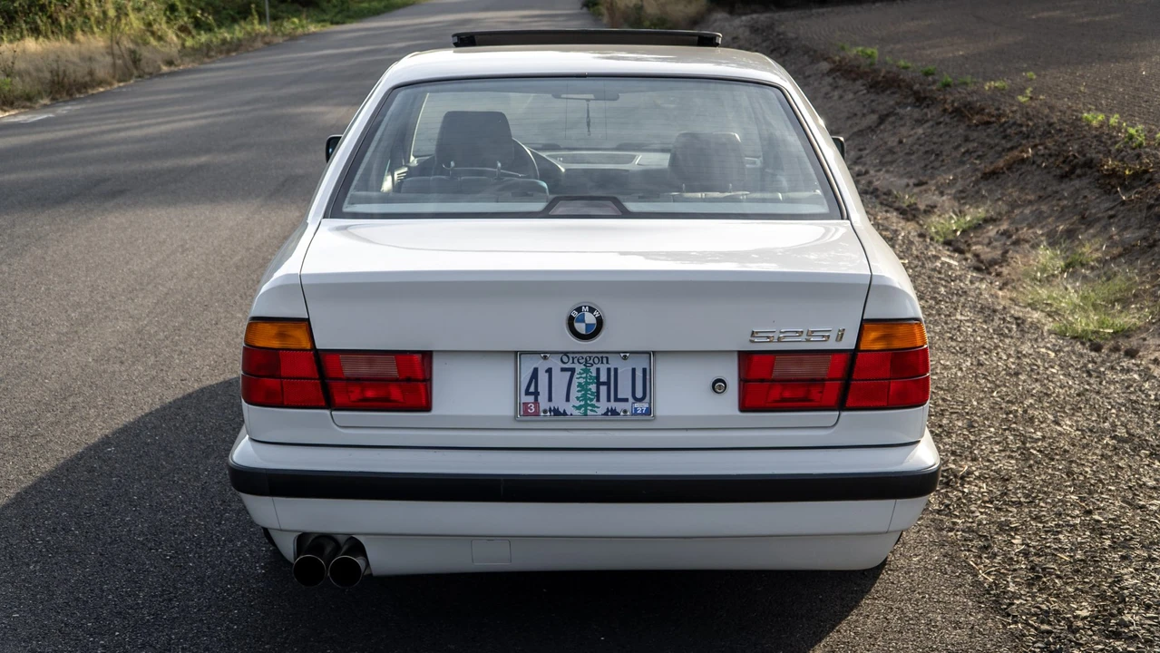 1995 BMW E34 5 Series - Image 16 of 31