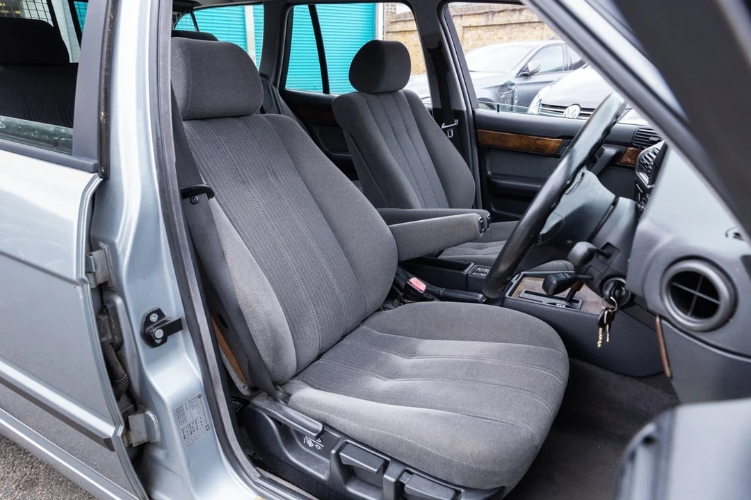 1995 BMW E34 5 Series - Image 10 of 30