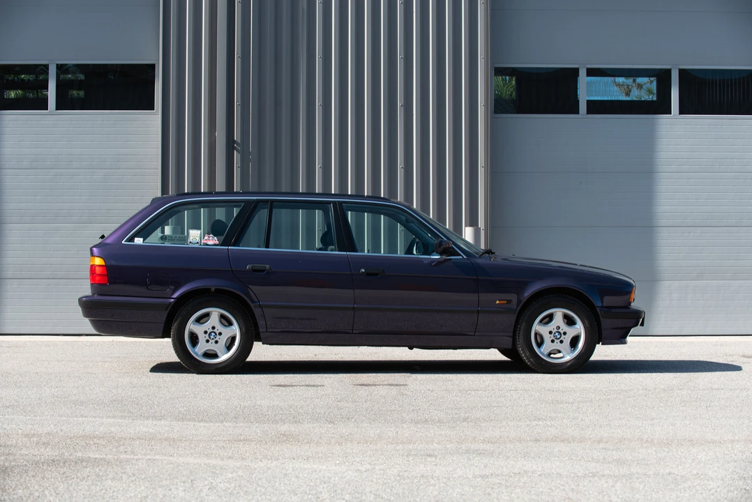 1995 BMW E34 5 Series - Image 2 of 31