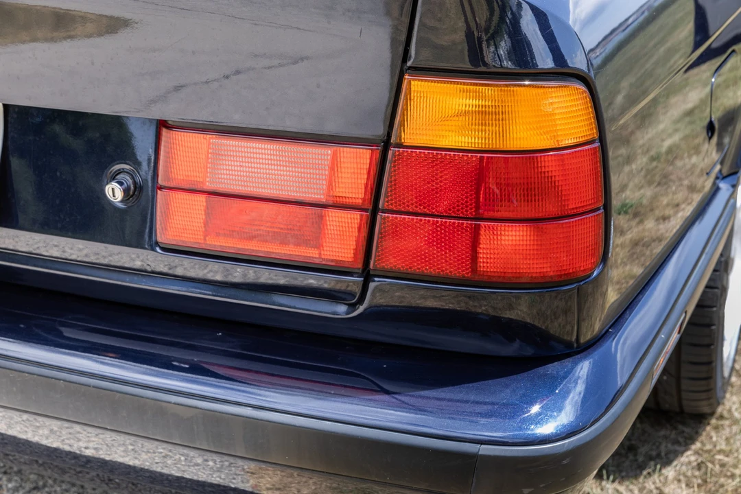 1995 BMW E34 5 Series - Image 16 of 31