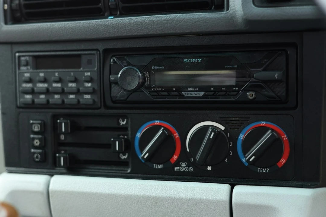 1995 BMW E34 5 Series - Image 23 of 30