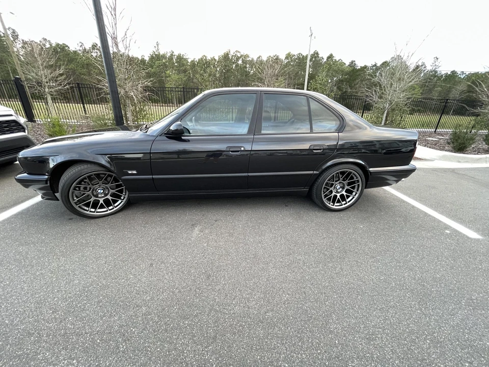 1995 BMW E34 5 Series - Image 3 of 31