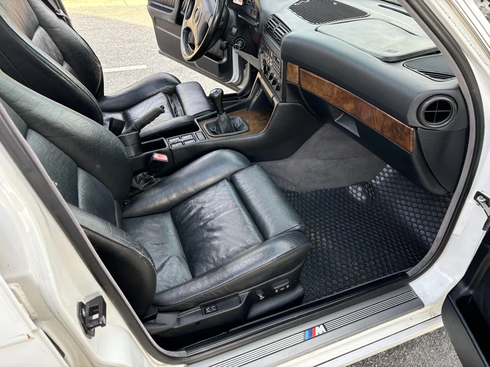 1995 BMW E34 5 Series - Image 24 of 31