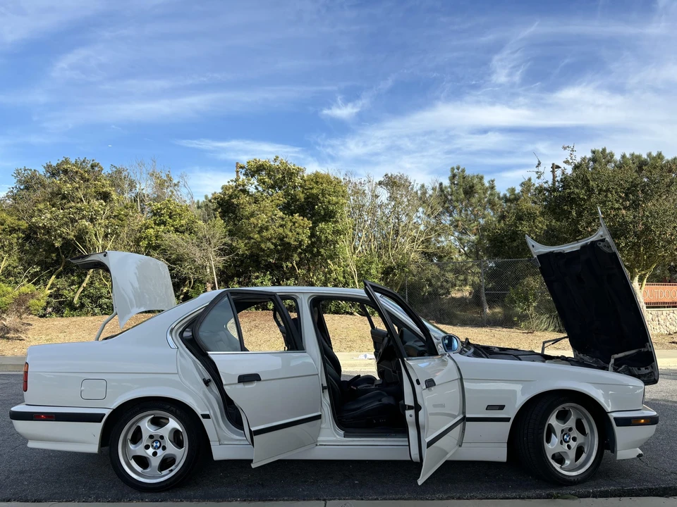 1995 BMW E34 5 Series - Image 16 of 31
