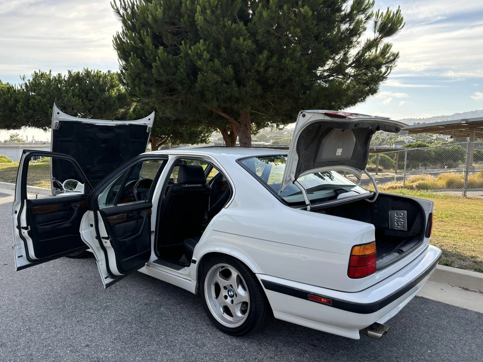 1995 BMW E34 5 Series - Image 14 of 31