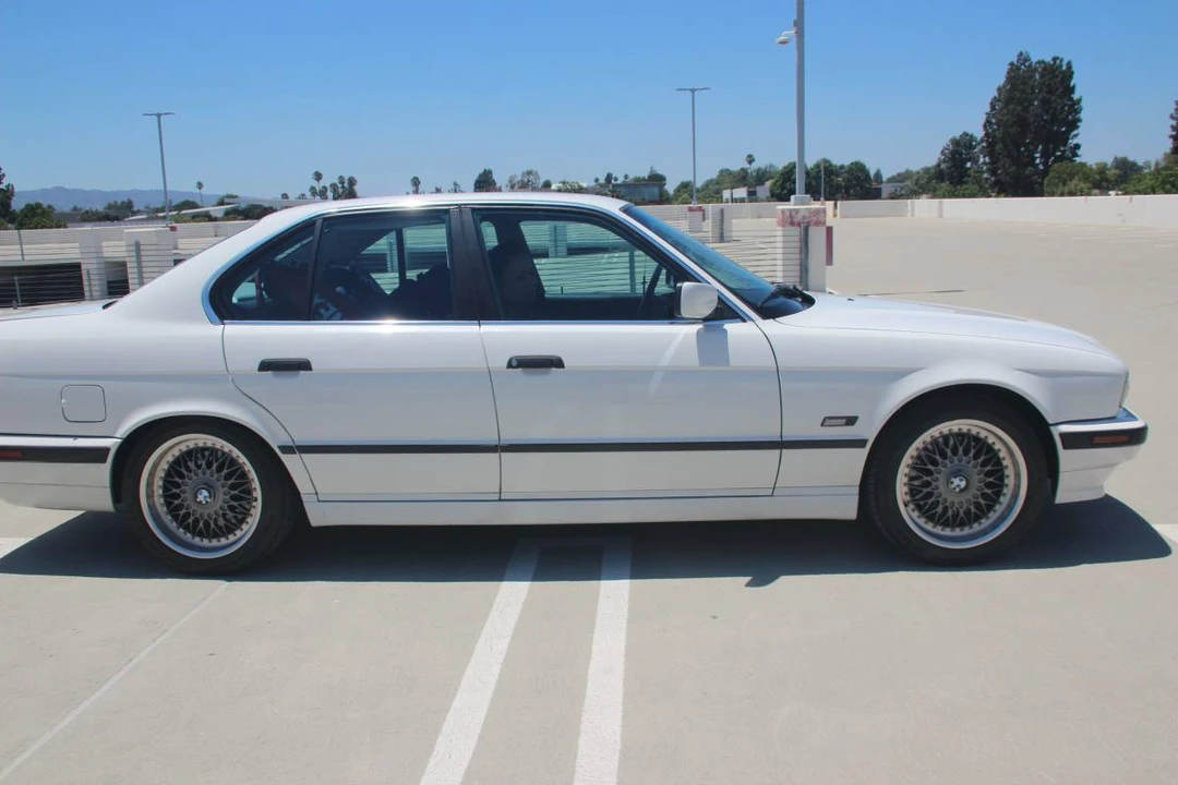 1995 BMW E34 5 Series - Image 3 of 23