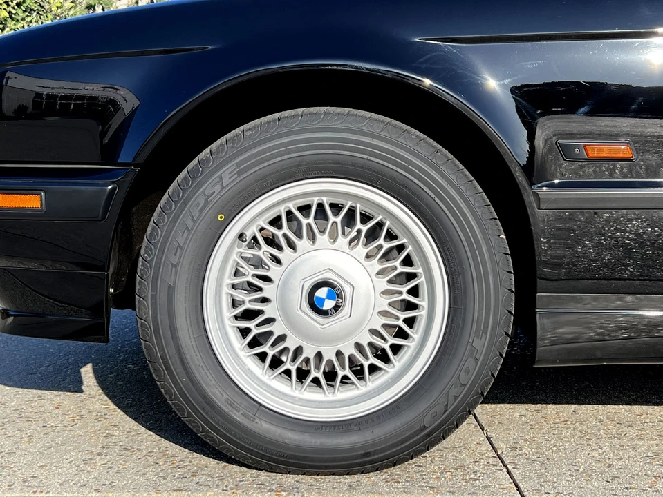 1995 BMW E34 5 Series - Image 25 of 31