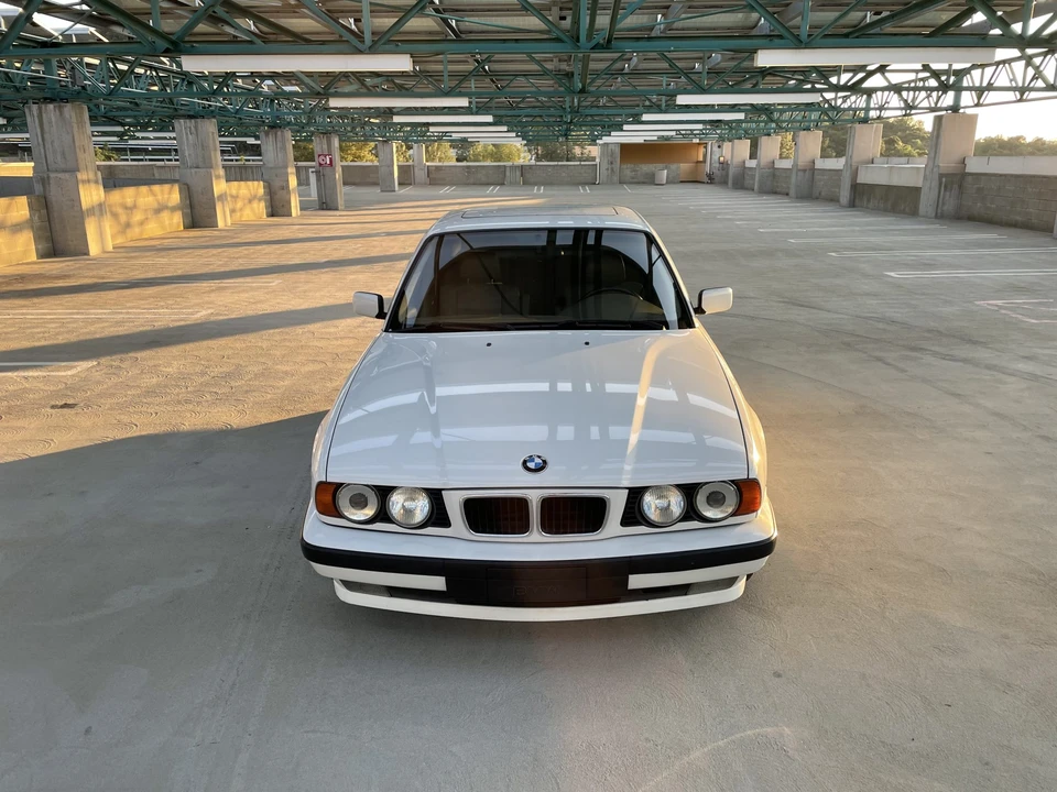 1995 BMW E34 5 Series - Image 2 of 31