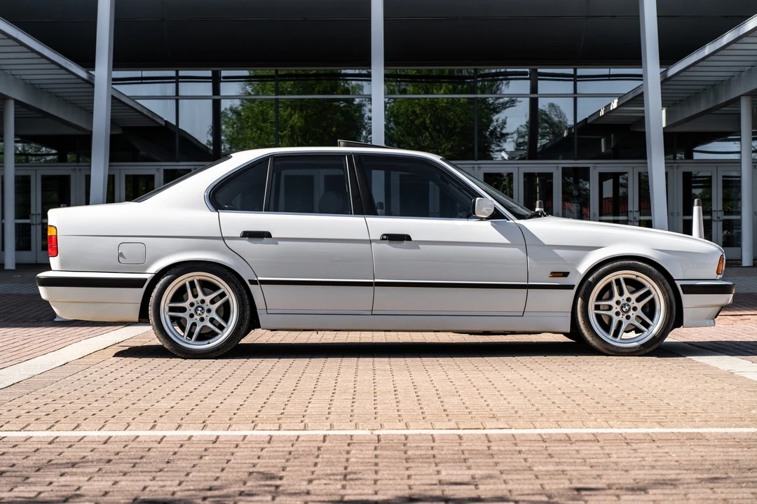 1995 BMW E34 5 Series - Image 4 of 31
