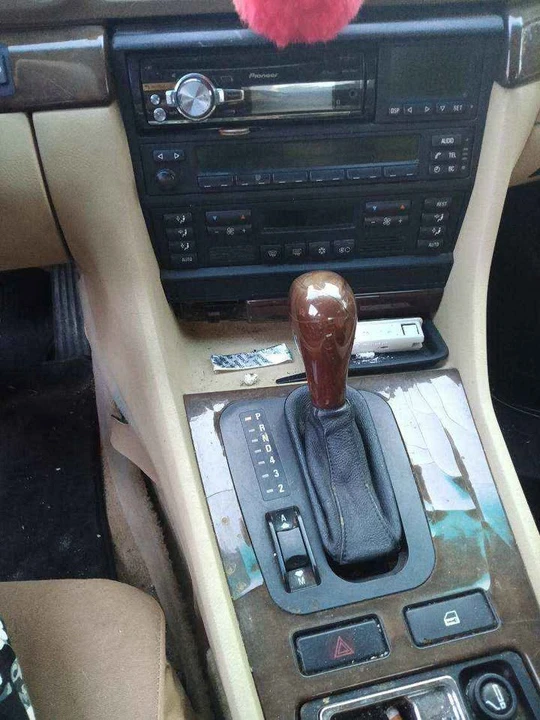 1995 BMW E38 7 Series - Image 2 of 8