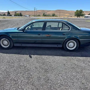 1995 BMW 7 Series 740iL Sedan