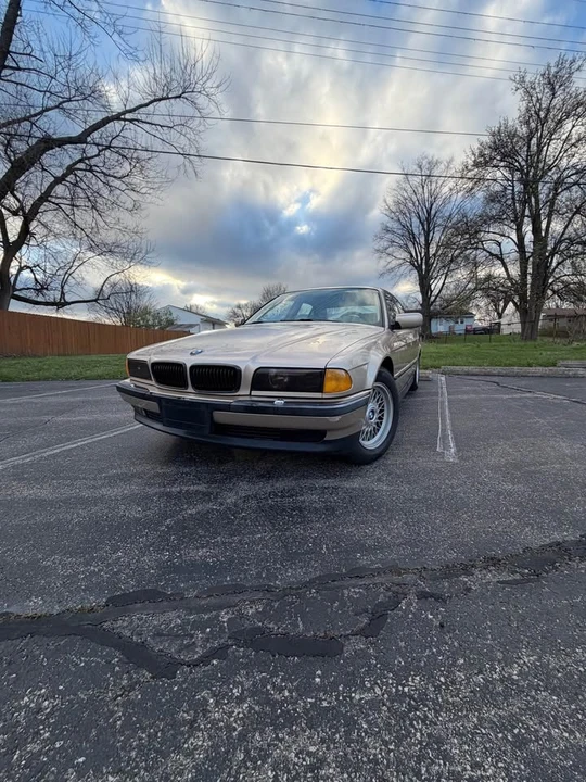 1995 BMW E38 7 Series - Image 10 of 15