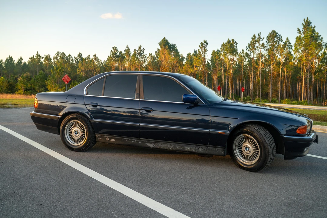 1995 BMW E38 7 Series - Image 13 of 31