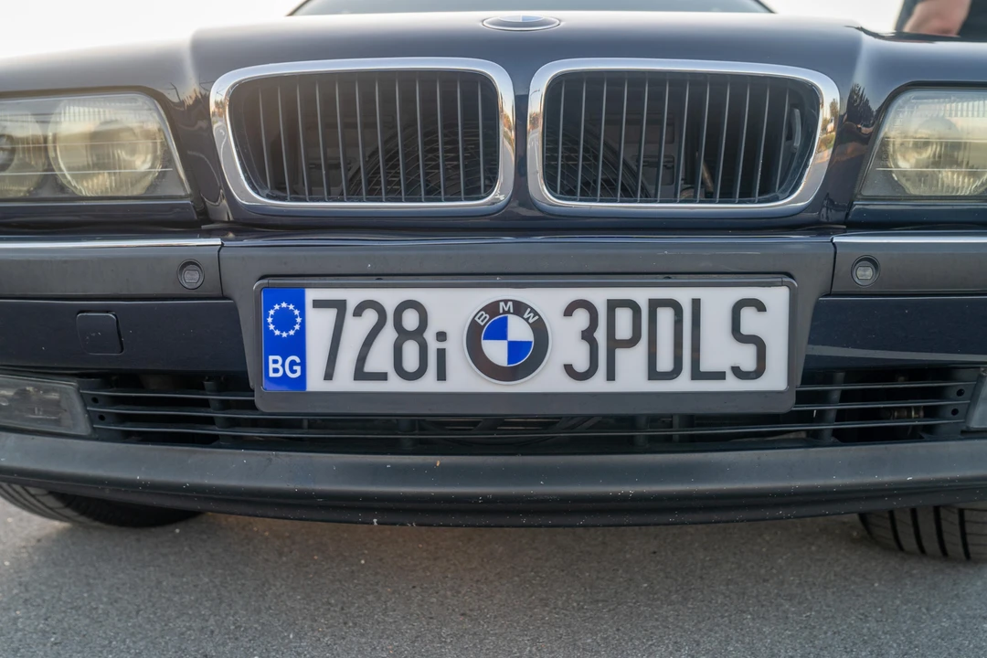 1995 BMW E38 7 Series - Image 18 of 31