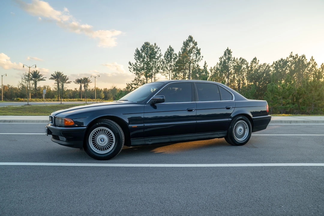 1995 BMW E38 7 Series - Image 7 of 31