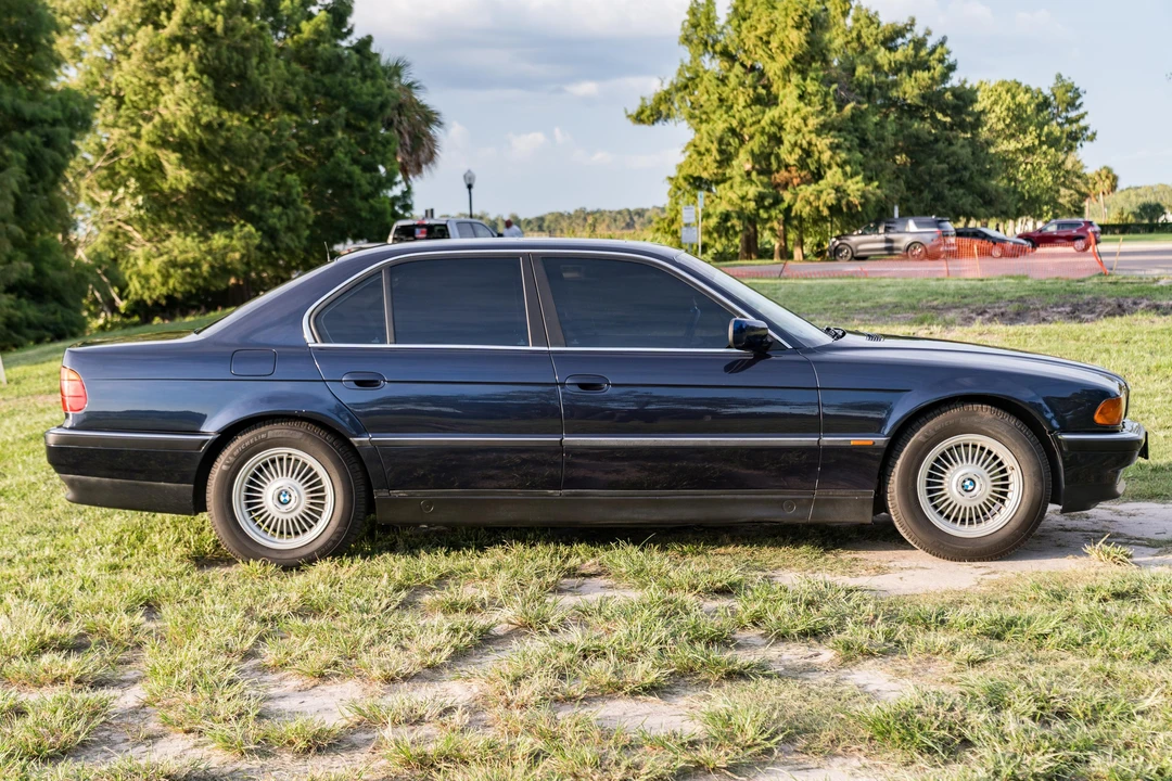 1995 BMW E38 7 Series - Image 6 of 31