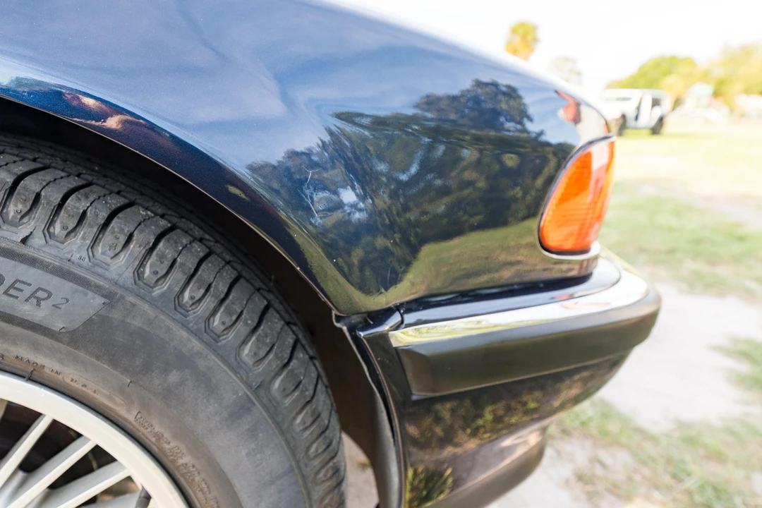 1995 BMW E38 7 Series - Image 23 of 31