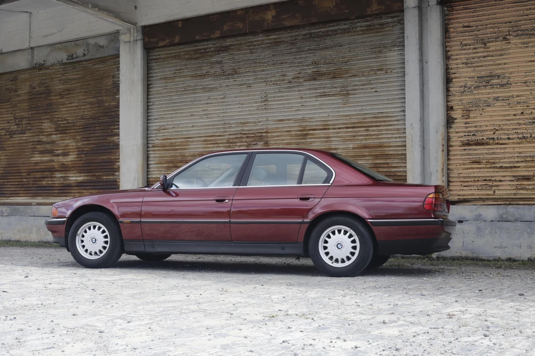 1995 BMW E38 7 Series - Image 12 of 31