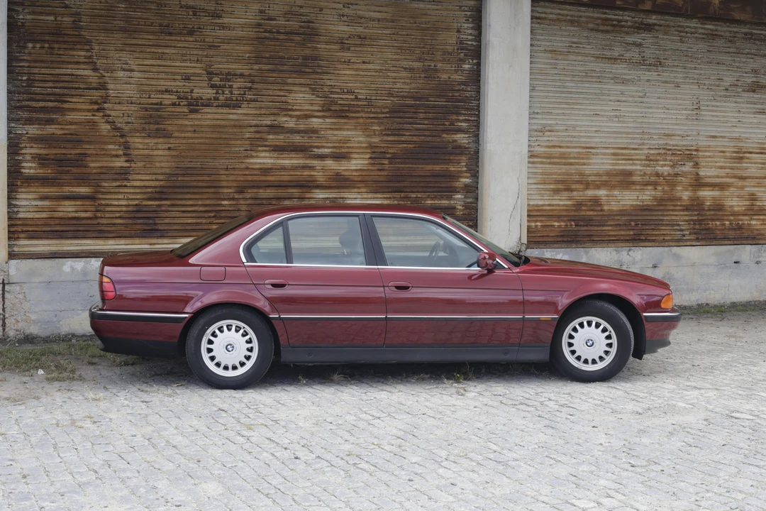 1995 BMW E38 7 Series - Image 18 of 31
