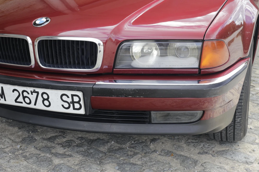 1995 BMW E38 7 Series - Image 30 of 31