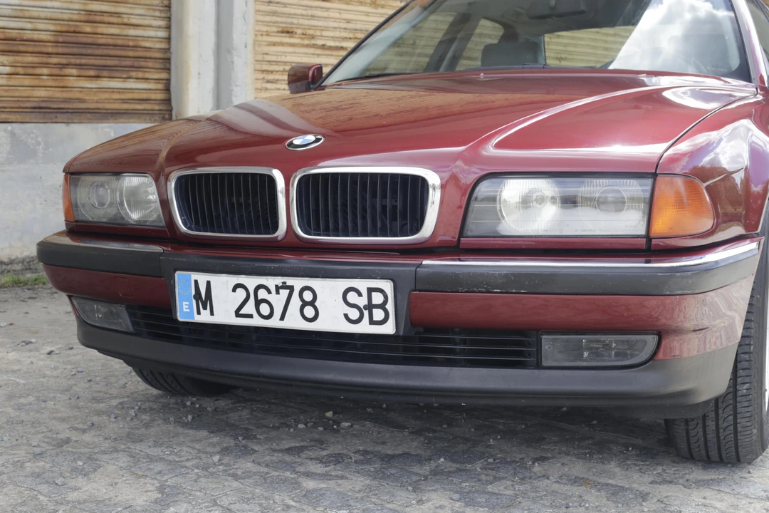 1995 BMW E38 7 Series - Image 29 of 31