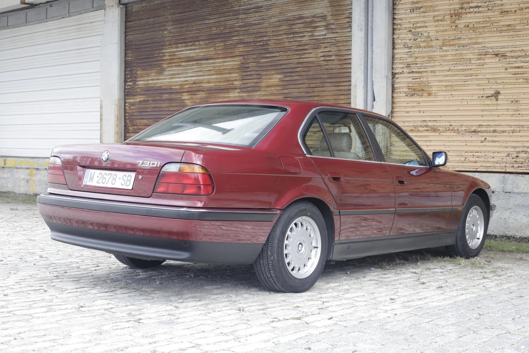 1995 BMW E38 7 Series - Image 15 of 31