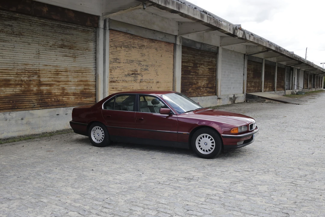 1995 BMW E38 7 Series - Image 19 of 31