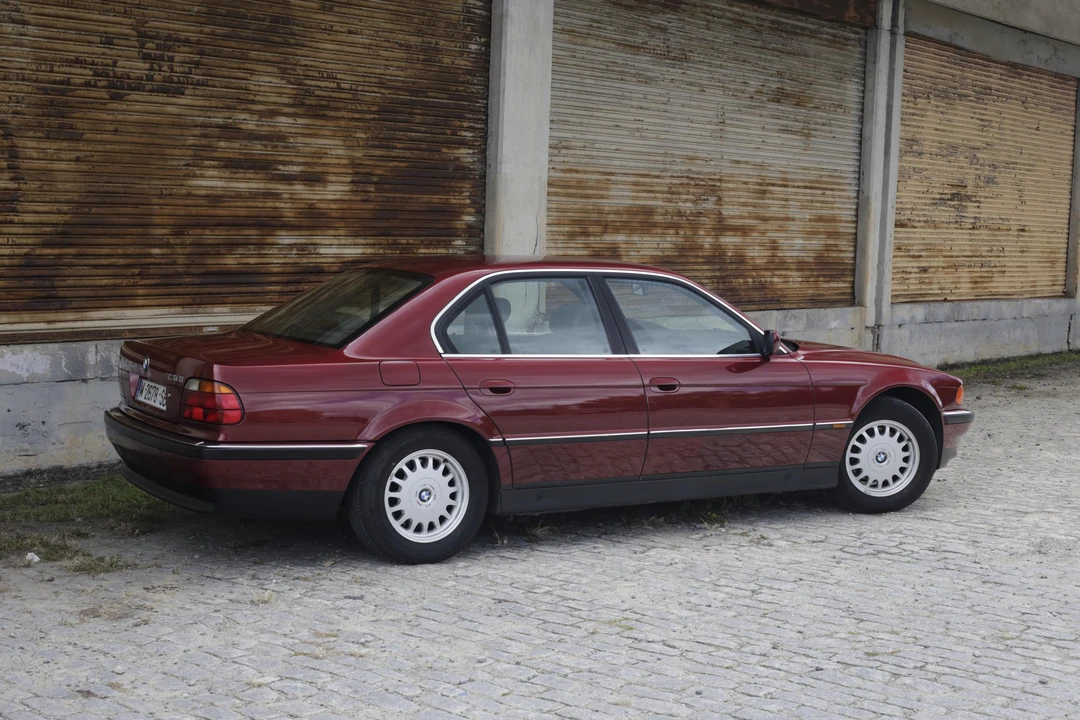 1995 BMW E38 7 Series - Image 17 of 31