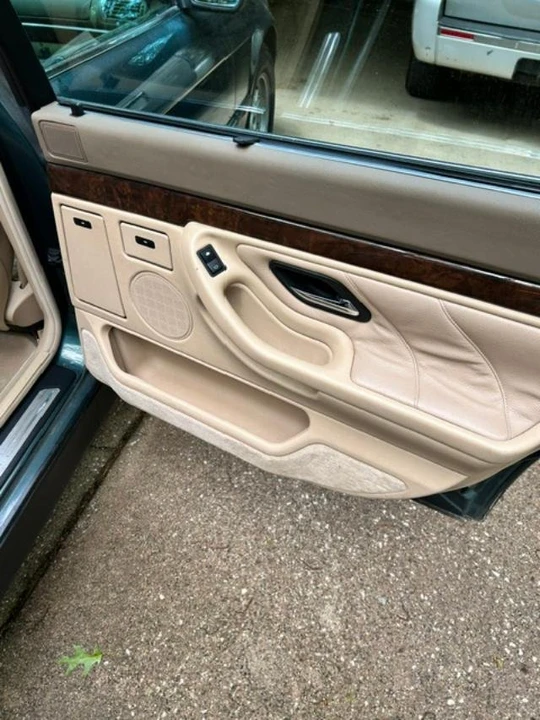 1995 BMW E38 7 Series - Image 10 of 13