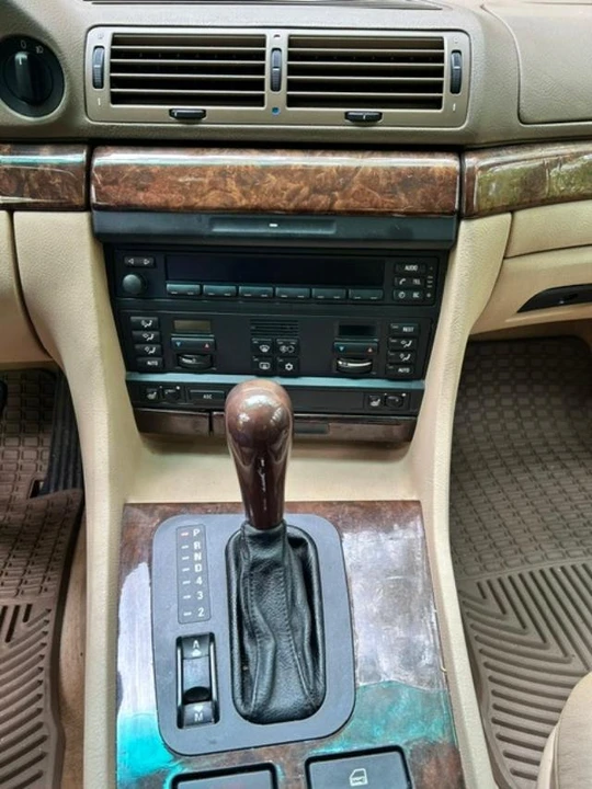 1995 BMW E38 7 Series - Image 6 of 13