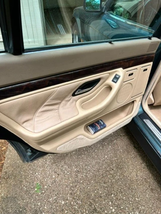 1995 BMW E38 7 Series - Image 11 of 13