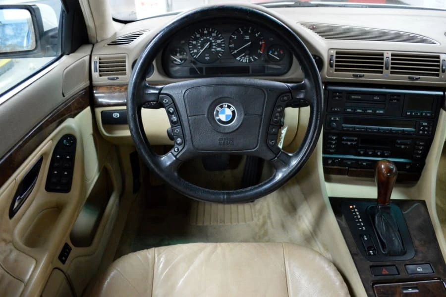 1995 BMW E38 7 Series - Image 5 of 8