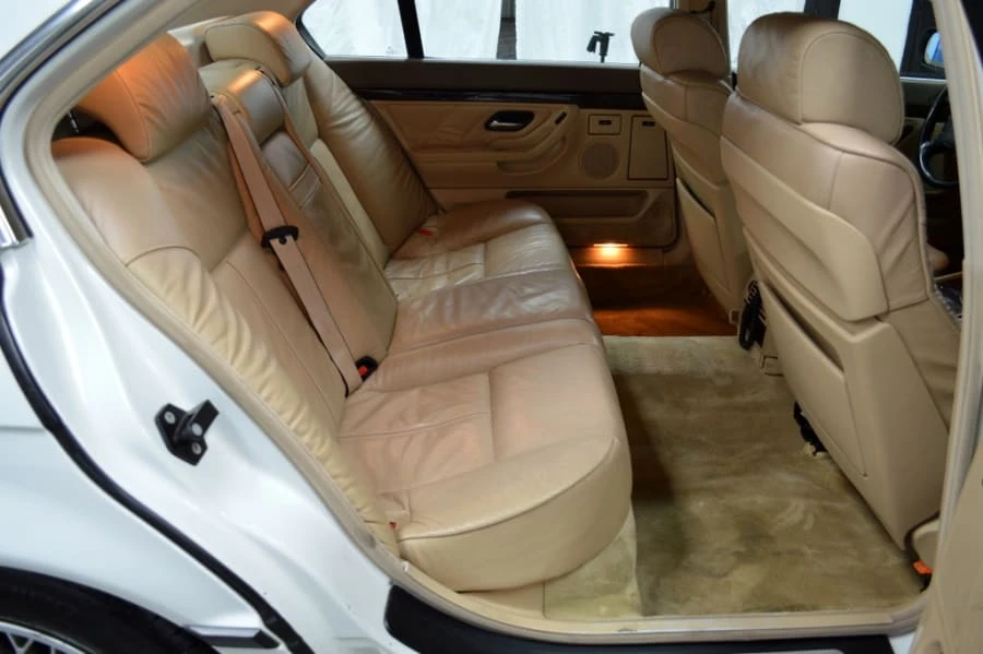 1995 BMW E38 7 Series - Image 6 of 8
