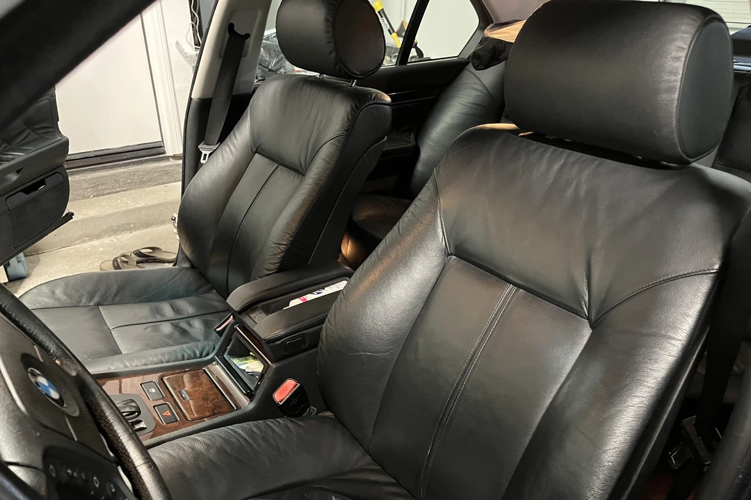 1995 BMW E38 7 Series - Image 25 of 31