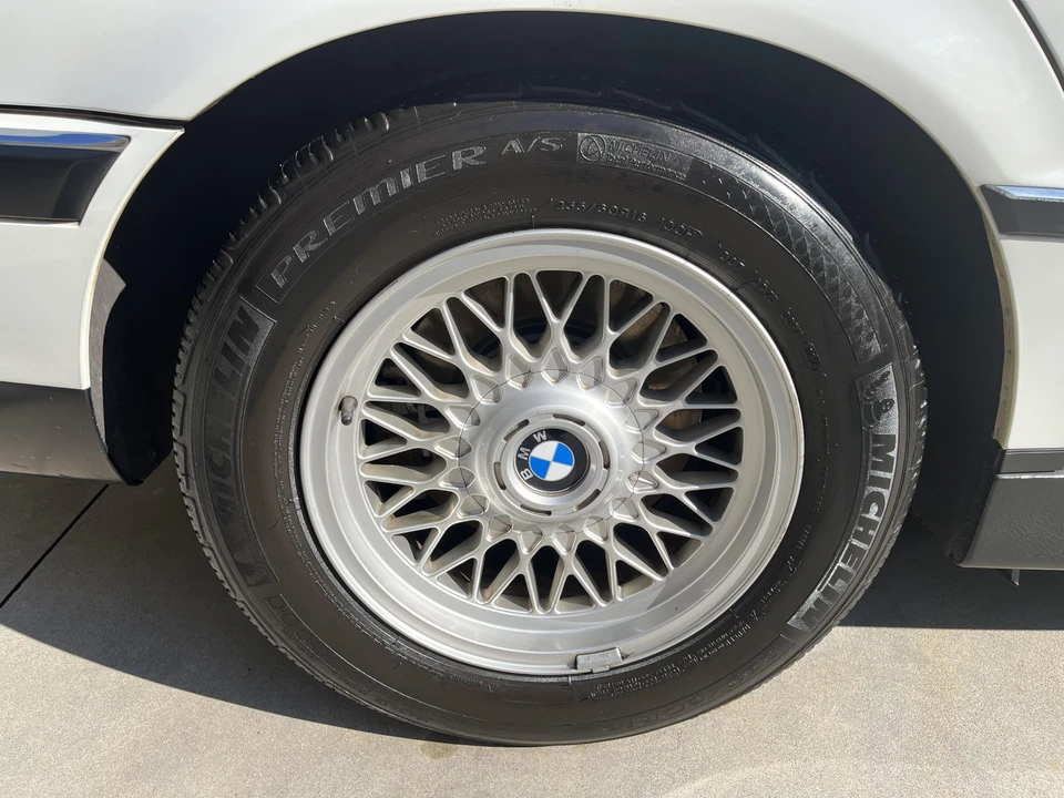 1995 BMW E38 7 Series - Image 22 of 31