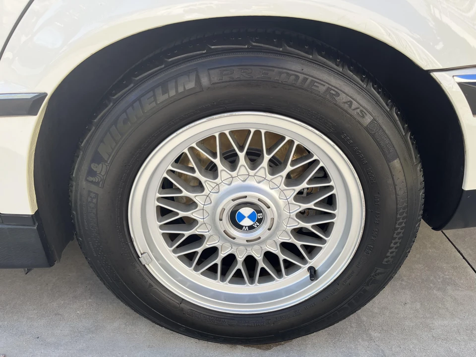 1995 BMW E38 7 Series - Image 21 of 31
