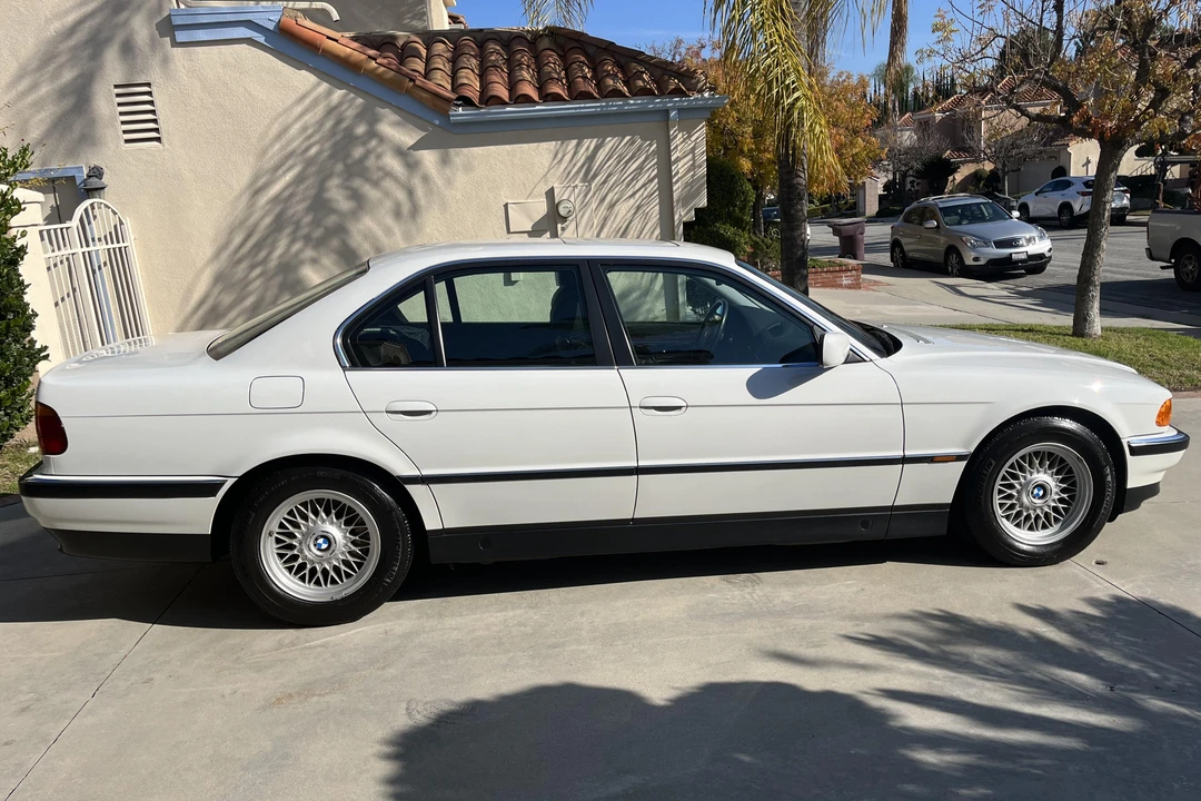 1995 BMW E38 7 Series - Image 3 of 31