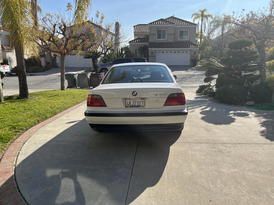 1995 BMW E38 7 Series - Image 9 of 31