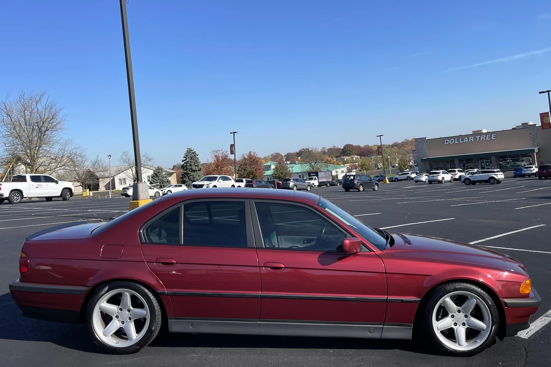 1995 BMW E38 7 Series - Image 6 of 6